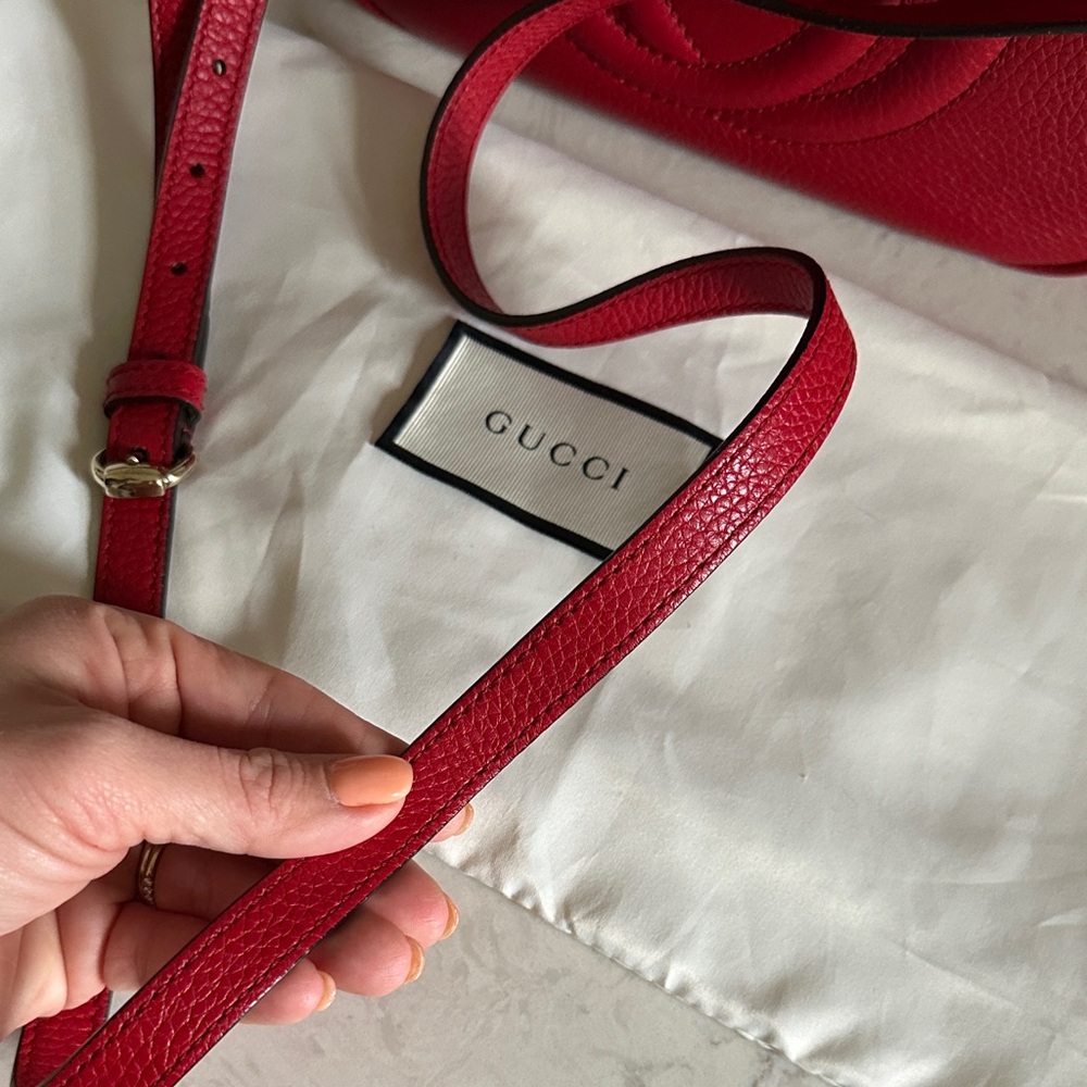 Gucci Calfskin Red Small Soho Disco Pebbled Leather Crossbody - Picture 13 of 13